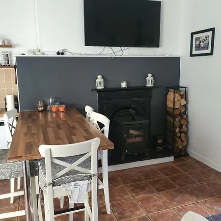 The Speak Easy -two Bedroom *